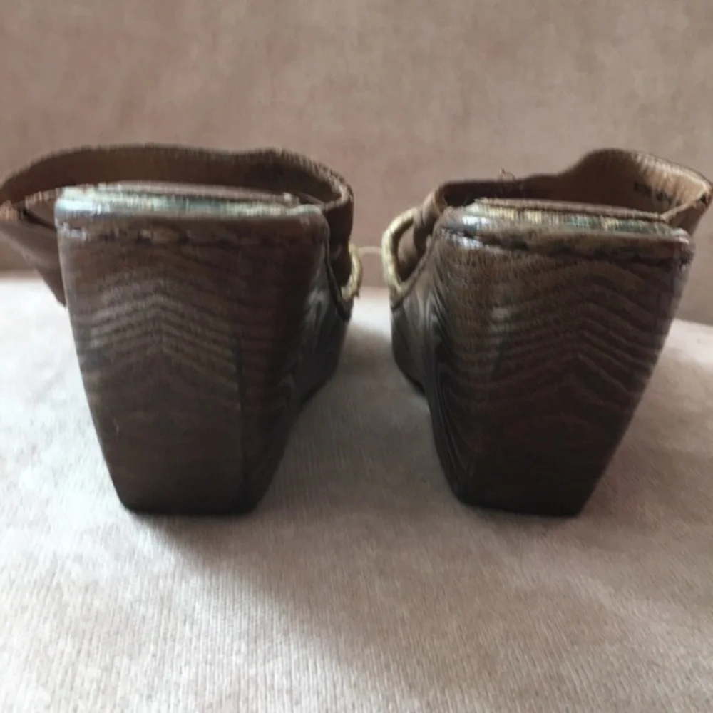 BORN Brown Leather Cork‎ Wedge Sandals